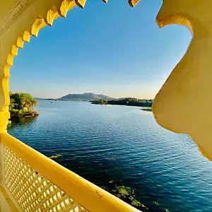 Hotel Vallabh A Facing Balcony, Udaipur
